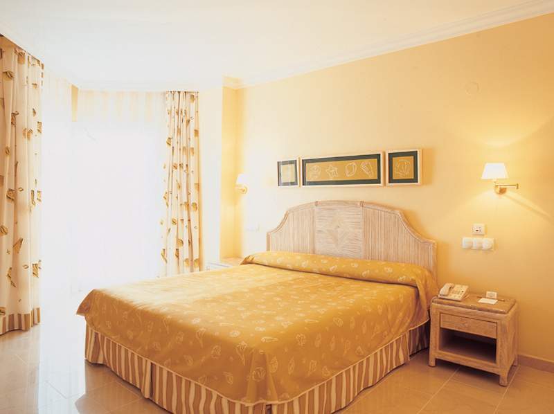 Nova & Golf Hotel 4*